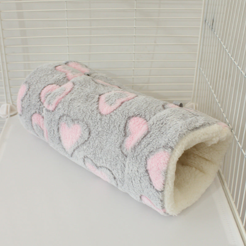Flannel pet tunnel sleeping bag for small pets in Grey Heart, size 15 x 30cm