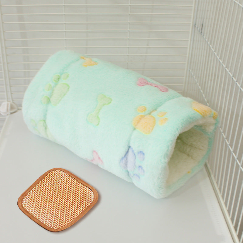 Flannel pet tunnel sleeping bag for small pets in Green Bone with Cooling Mat
