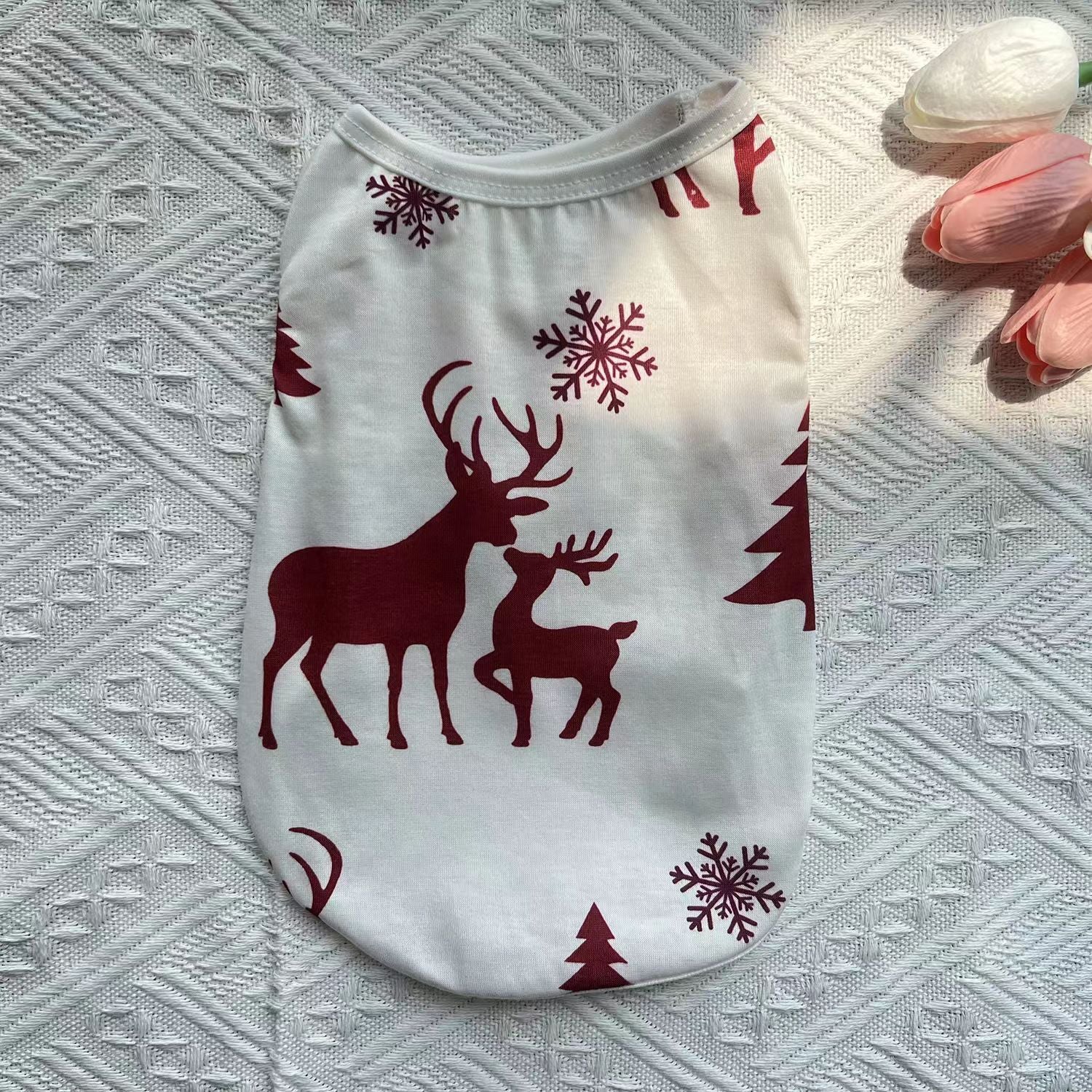 Lightweight Christmas dog vest in breathable polyester in Red White Christmas, material detail