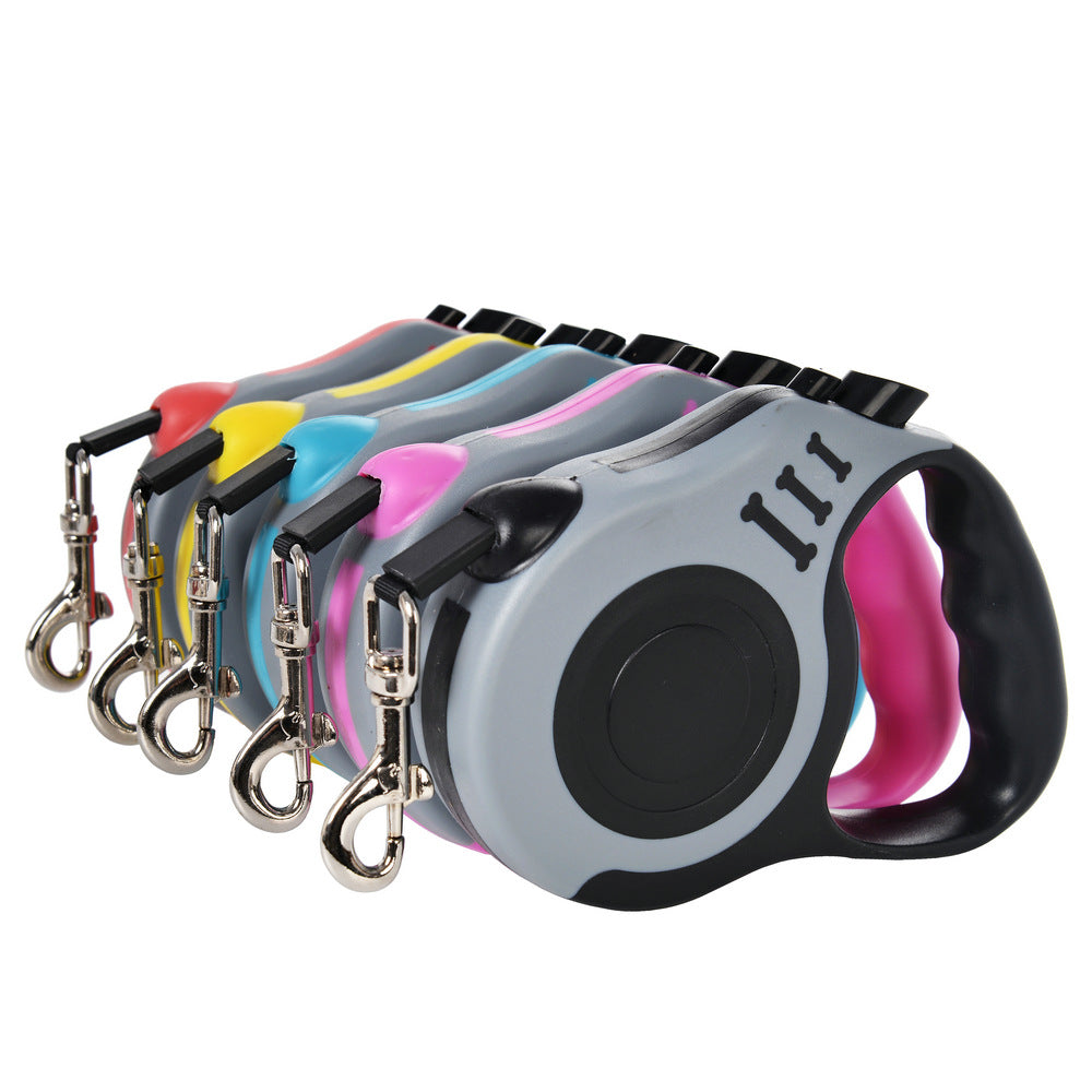Retractable dog lead with comfort grip, ideal for everyday use