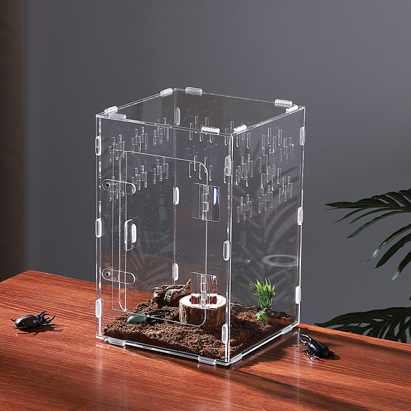 Clear acrylic reptile habitat box, close-up detail view
