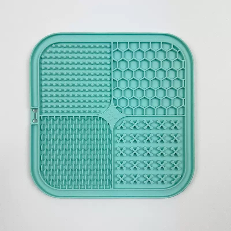 Silicone Slow Feeder Pet Mat with Suction Cups