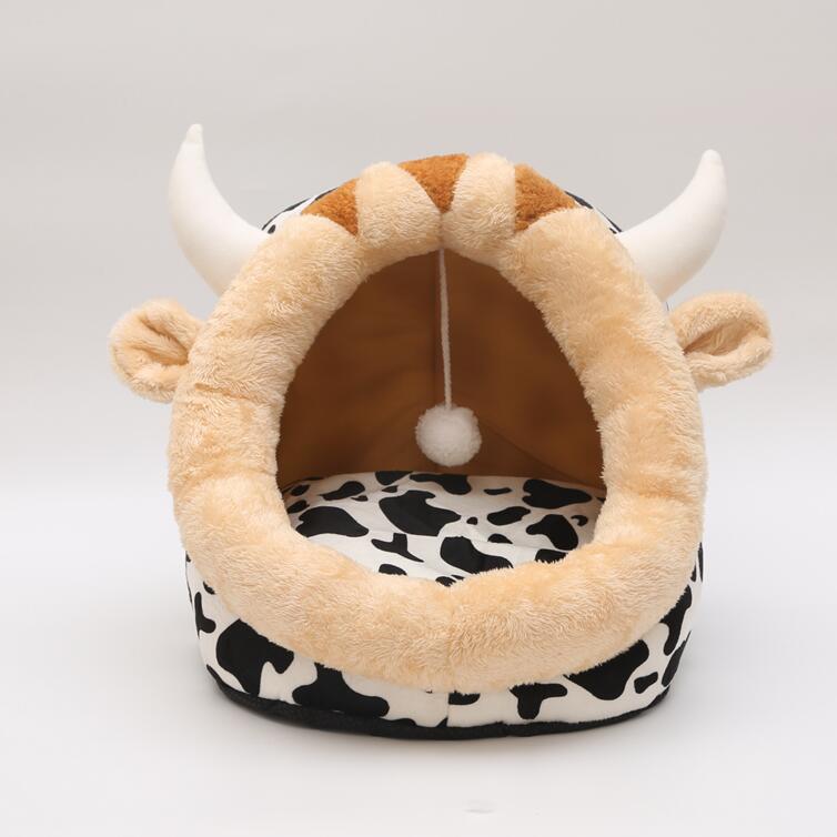 Semi-enclosed washable cat bed with cute animal print design, photo 2