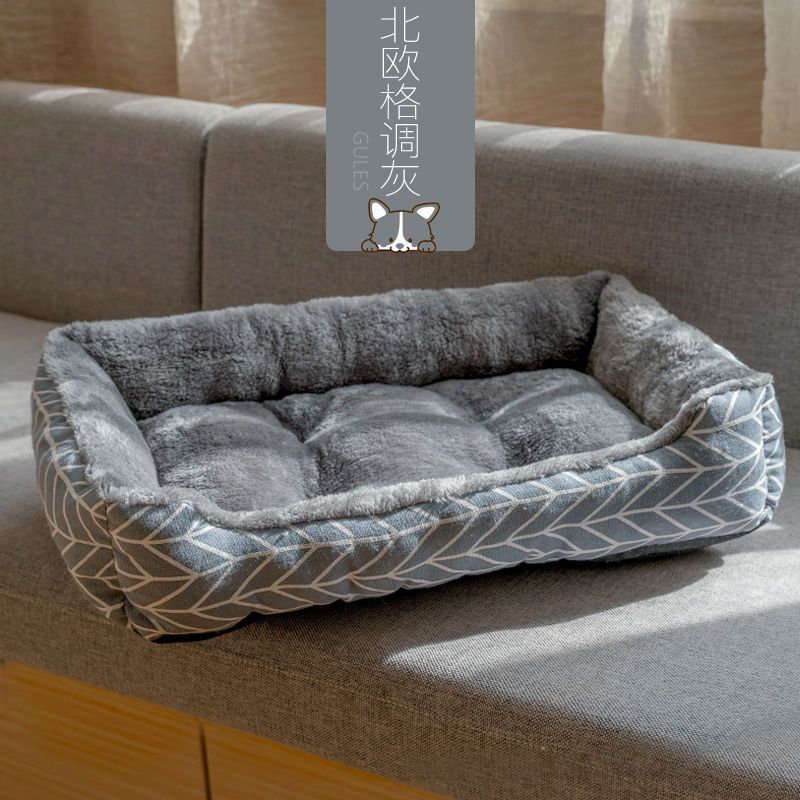 Enclosed kennel style pet bed with blue kitten print and velvet lining, photo 32