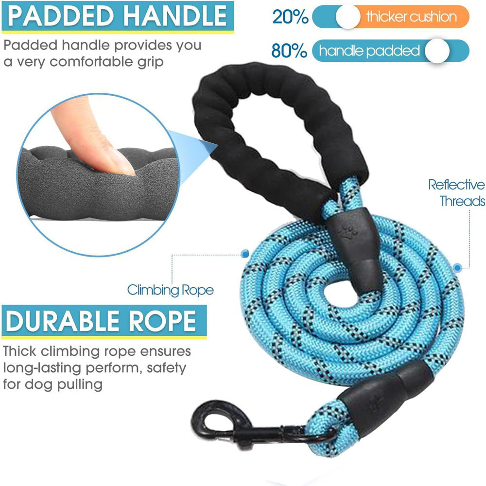 Elastic dog leads with reflective strips in ten colours