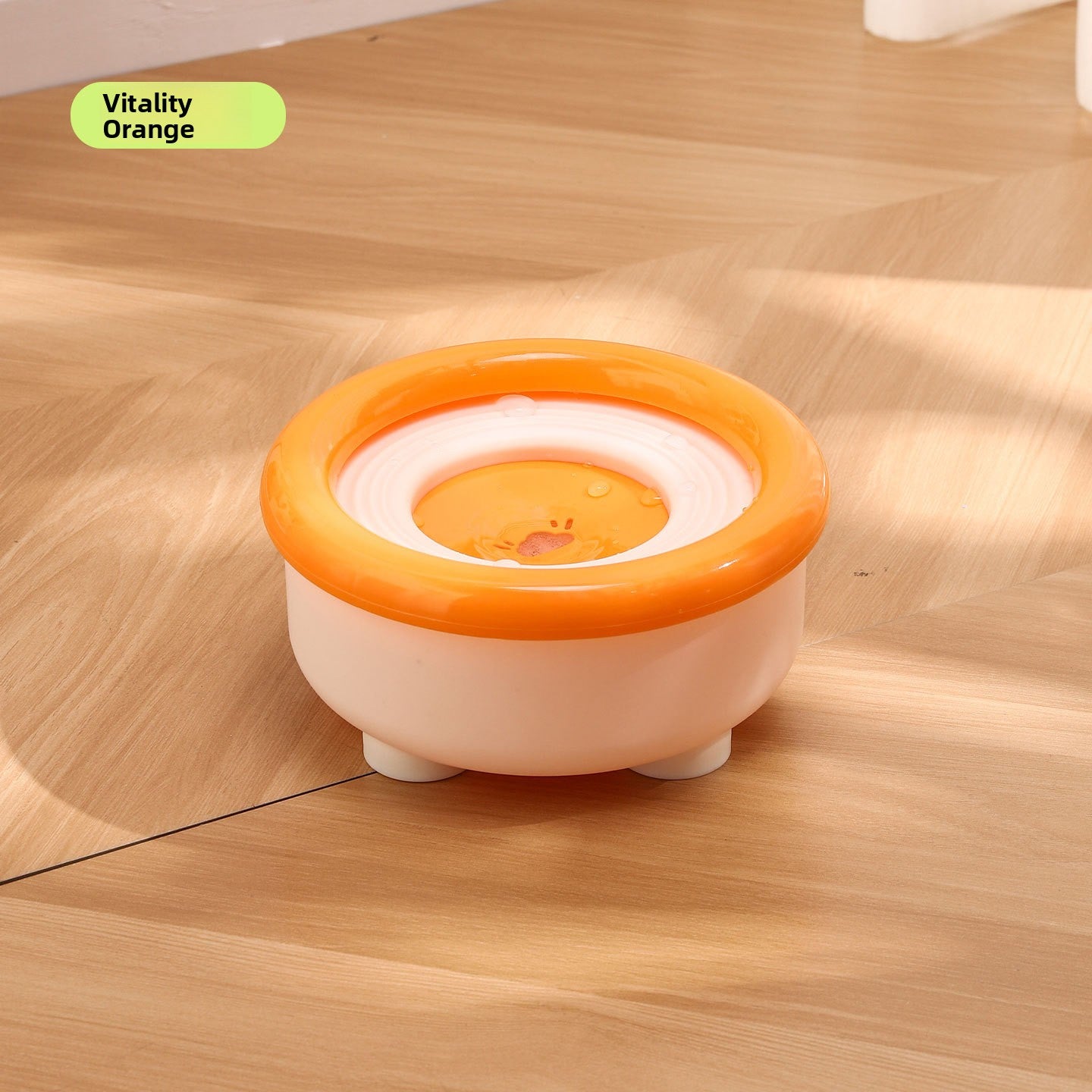 Floating Anti-Wet Mouth Pet Water Bowl with Built-In Filter, Round or Square, 19cm