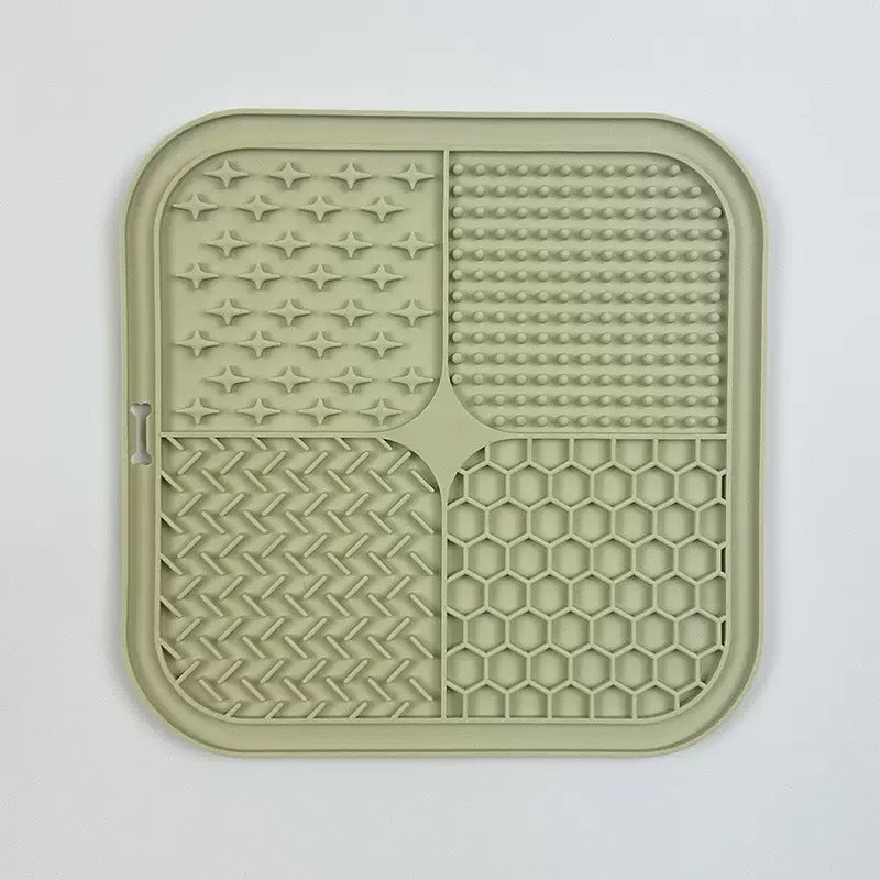 Silicone Slow Feeder Pet Mat with Suction Cups