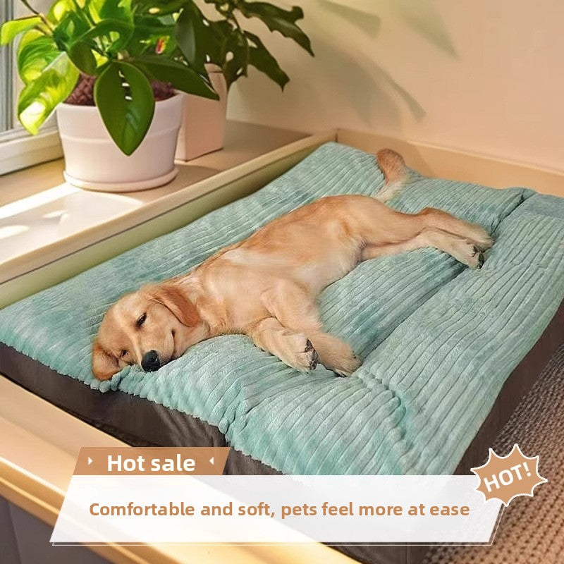 Thick striped dog mat for large dogs, main product photo
