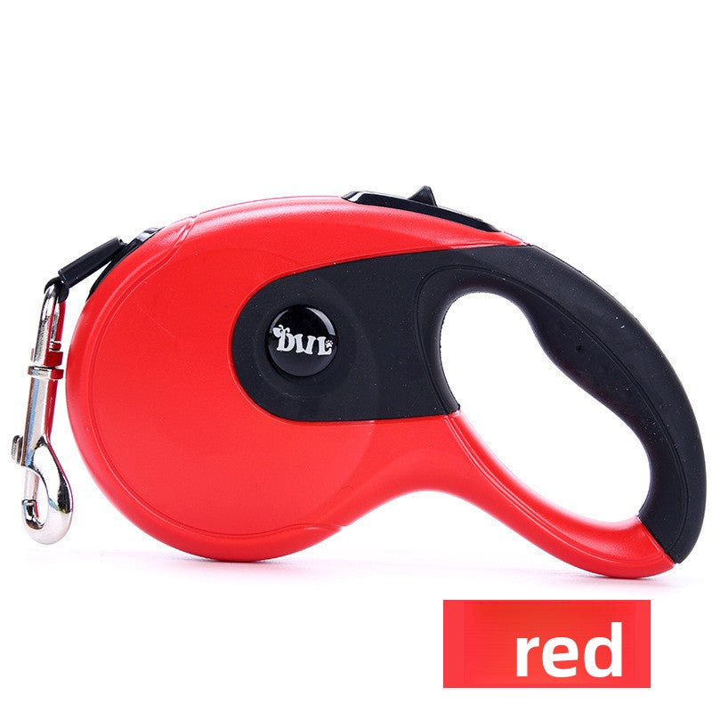Retractable dog lead with anti-slip grip, ideal for everyday use