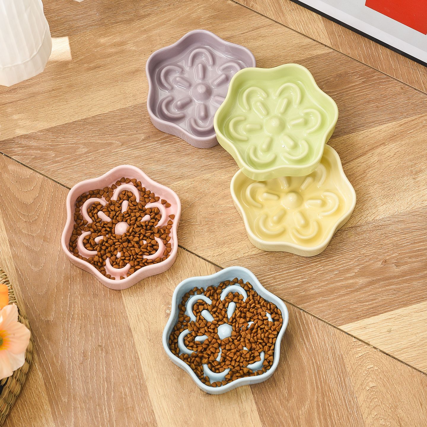 Flower Shaped Slow Feeder Ceramic Pet Bowl
