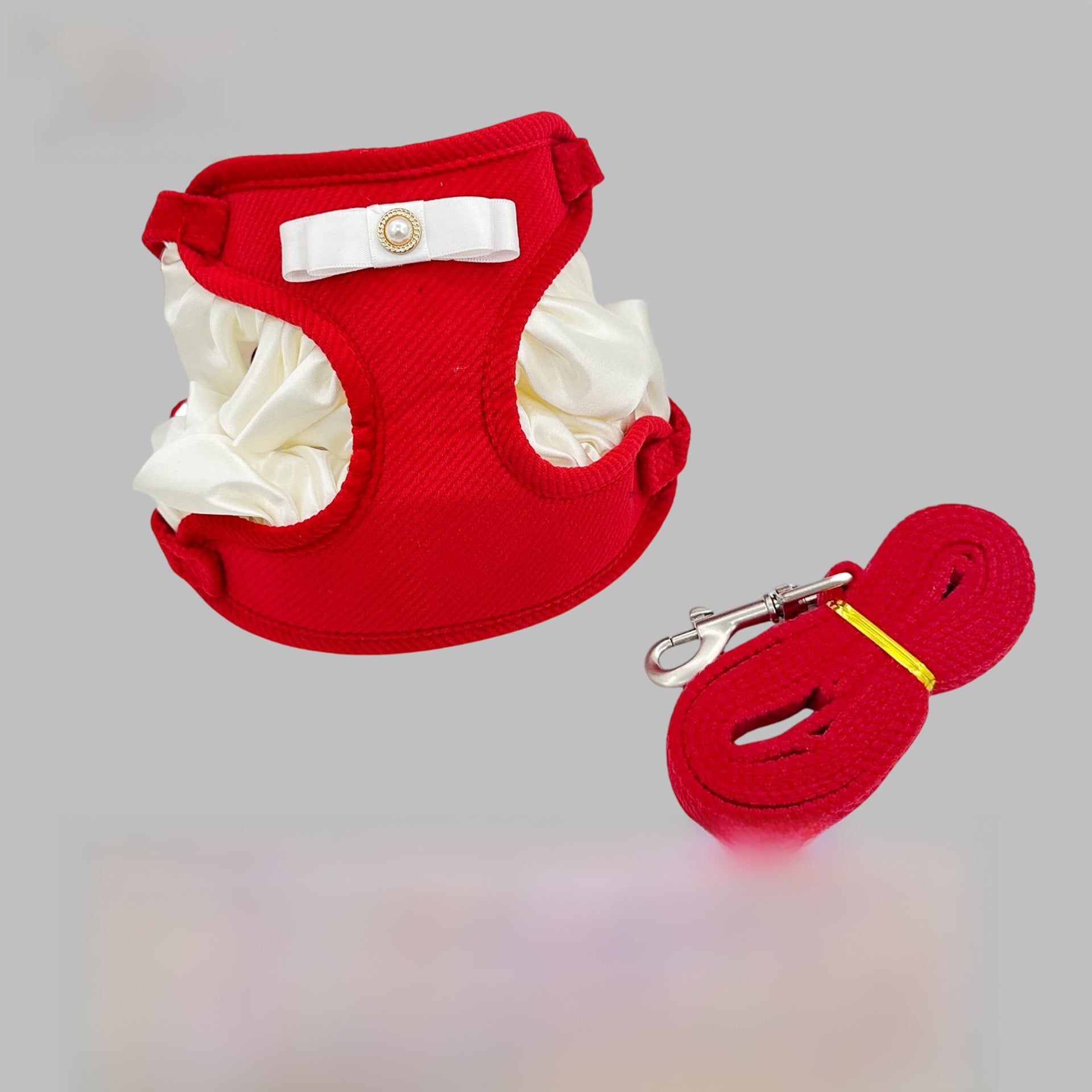 Soft vest harness and lead set, ideal for everyday use