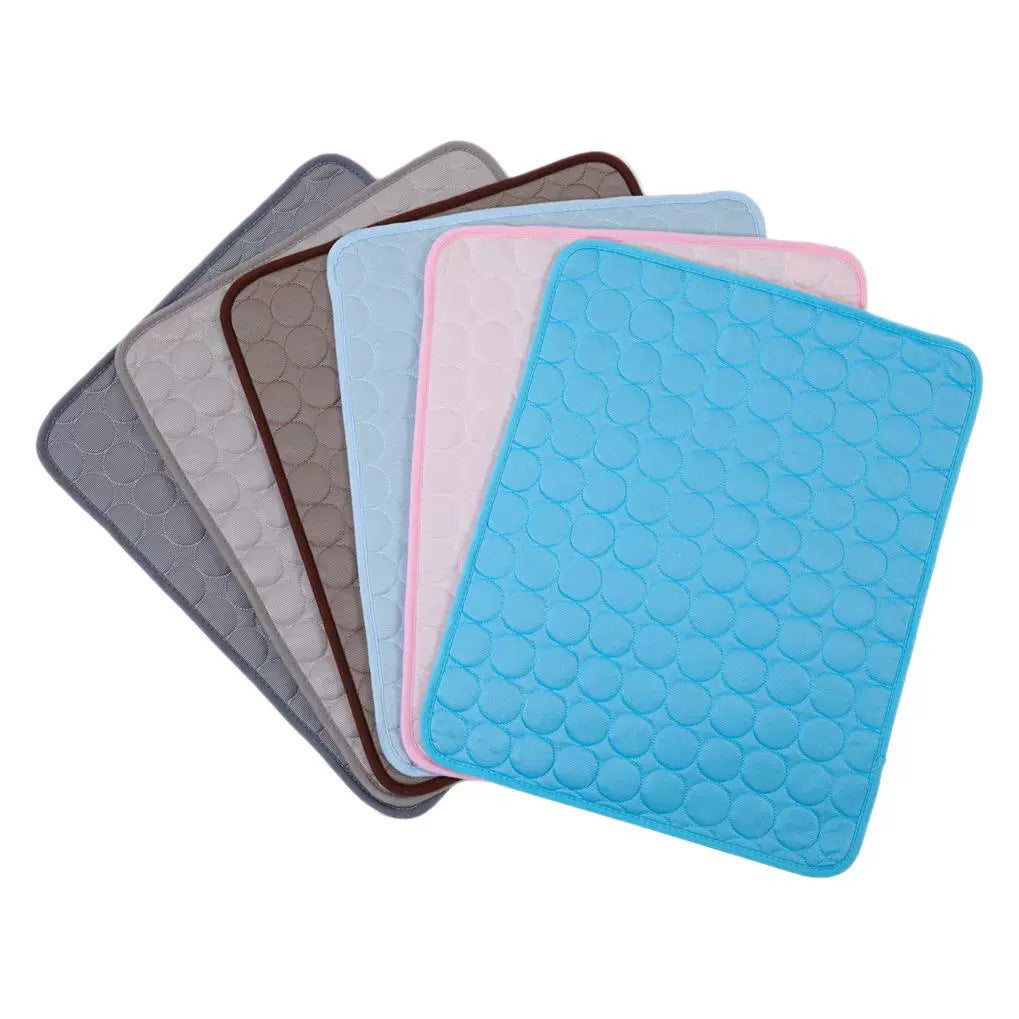 Three-layer pet cooling mat with mesh base, photo from another angle