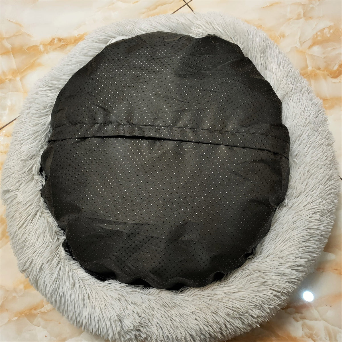 Light brown washable plush round pet bed with anti-slip base, photo 3