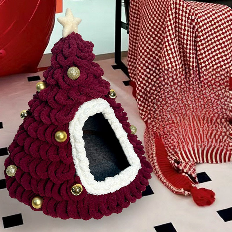 Felt Christmas tree cone cat bed in yellow and white, product image 5