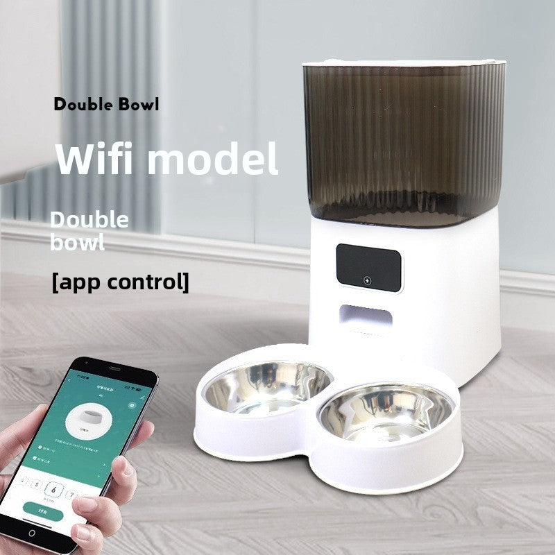 Automatic pet feeder