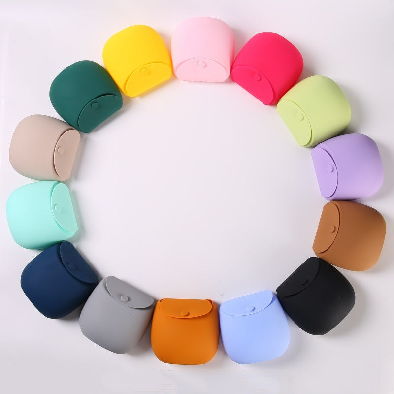 Silicone dog treat pouch with snap closure, photo 1 of 20