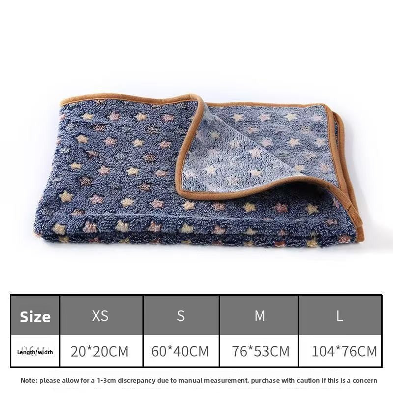 Small coral fleece pet mat in Grey Bone, extra detail view