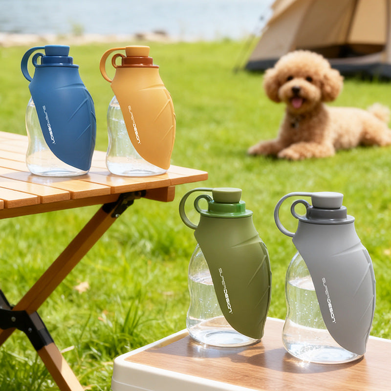 Portable silicone dog water bottle for walks and travel, product image 2