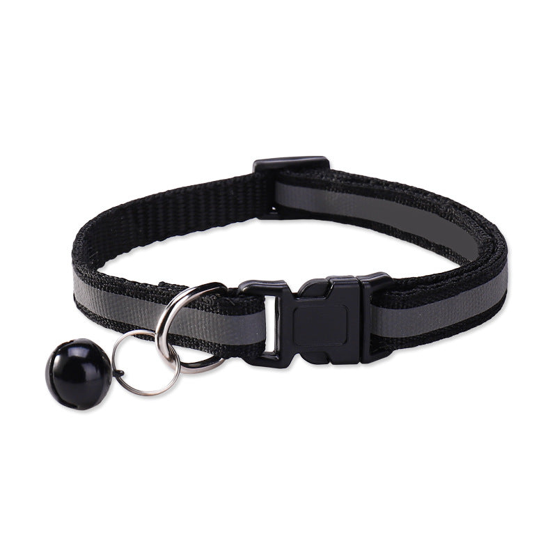 Reflective cat collar in red with adjustable buckle