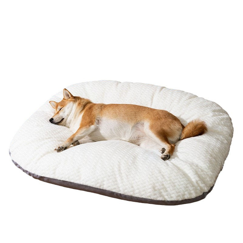 Soft fleece dog crate mat and sleeping pad in a crate, photo 4