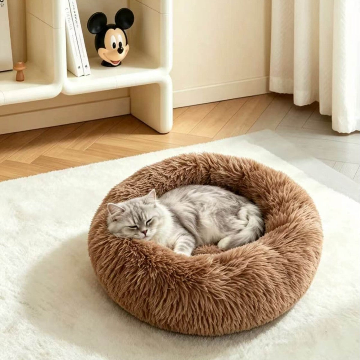 Round fluffy plush pet bed for dogs and cats, photo 2 of 20