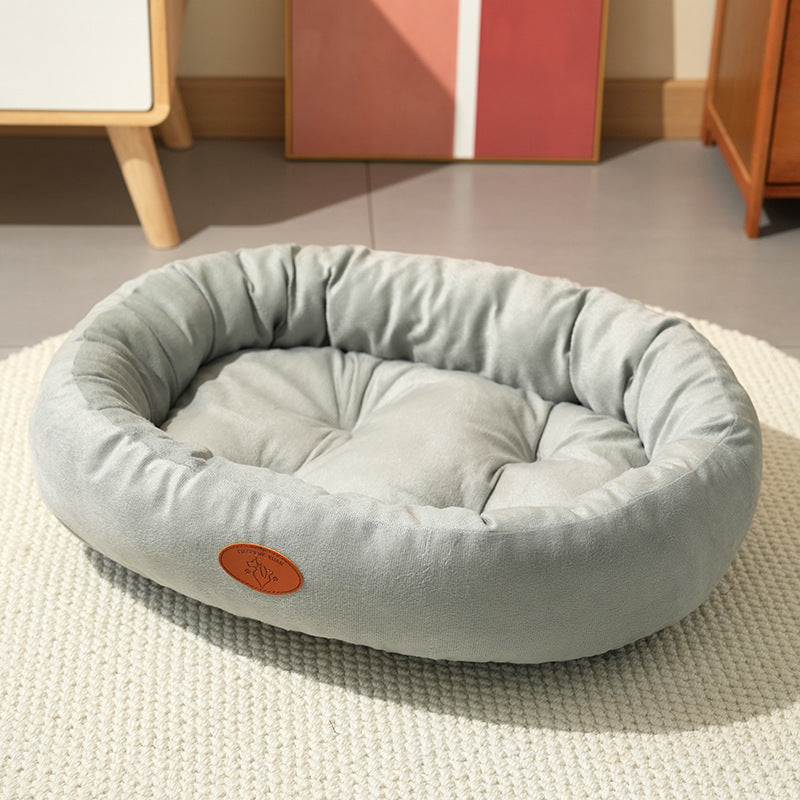 Oval pet nest bed for cats and dogs, second detail photo