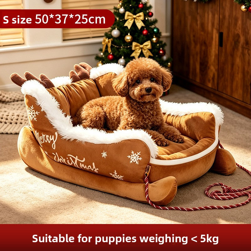 Christmas sleigh pet bed with warm plush lining, photo 8 of 10