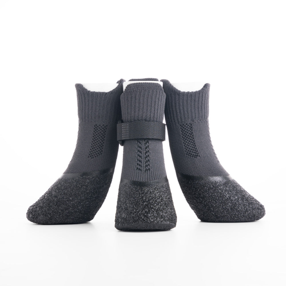Sporty rubber dog protection shoes in Style 1, showing size and shape