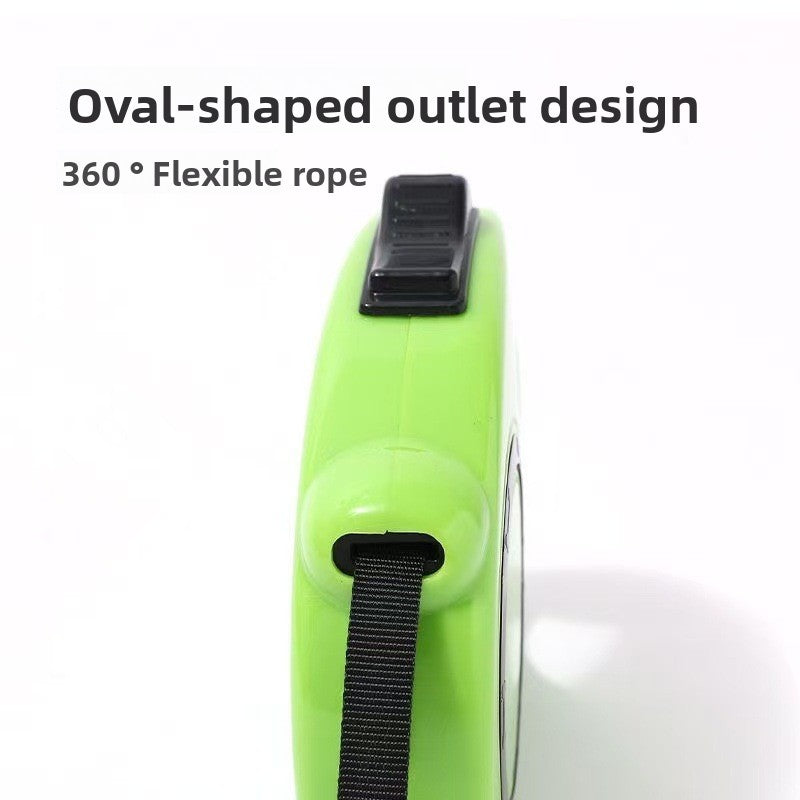 Retractable dog lead in black, photo from another angle