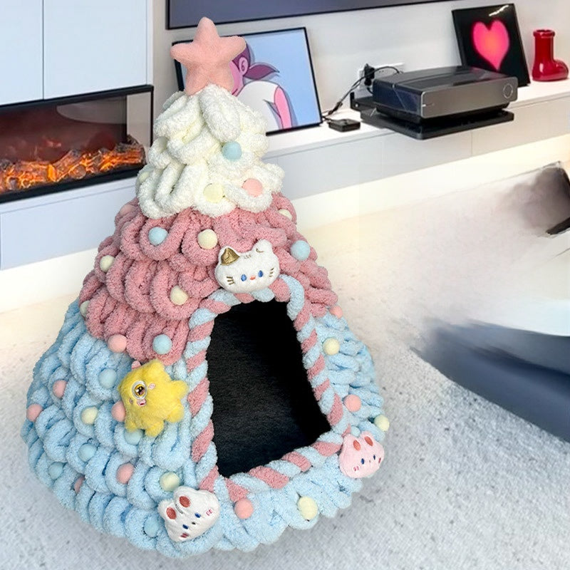 Felt Christmas tree cone cat bed in yellow and white, product image 7