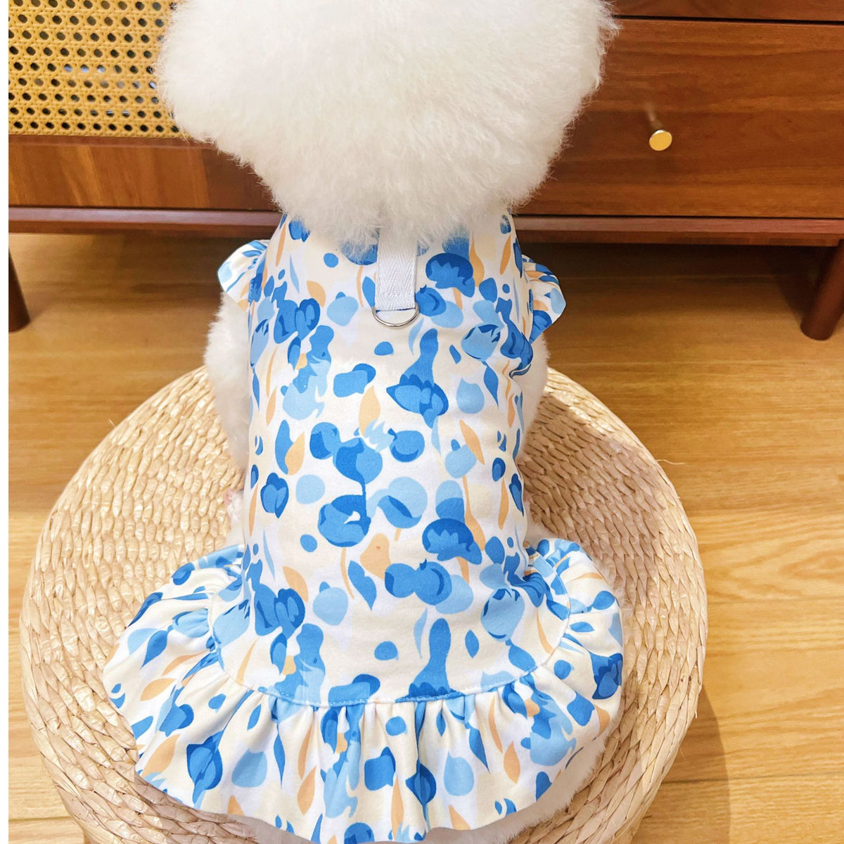 Soft polyester dog vest for autumn and winter in Pink, showing size and shape