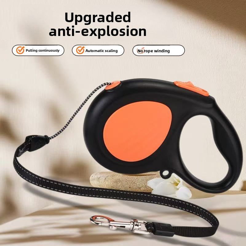 Retractable dog lead with instant brake and flat tape in blue