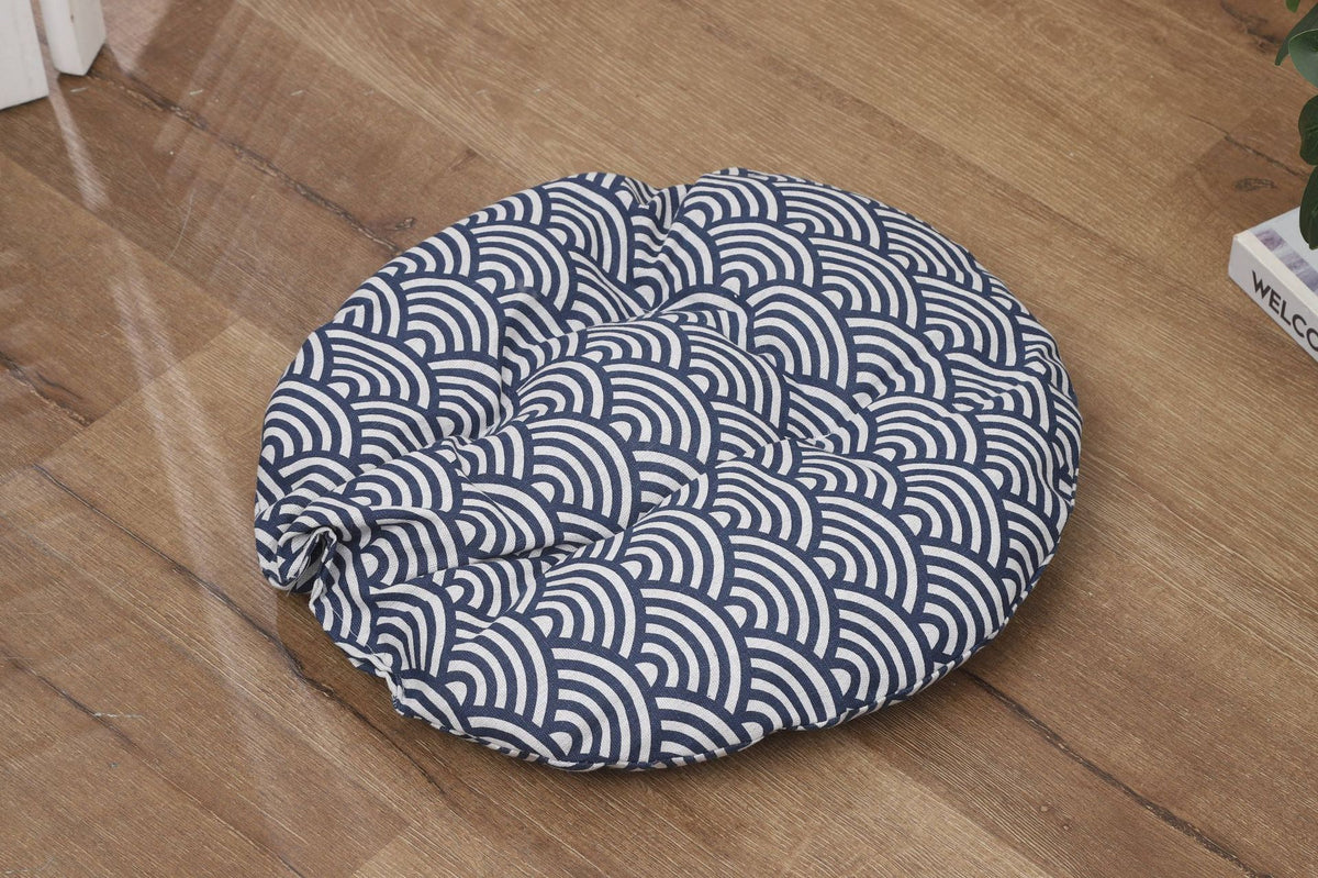 Woven rattan cat bed with soft cotton pad in grey