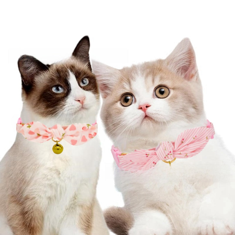 Rabbit ears cotton collar for cats in Floral, side view