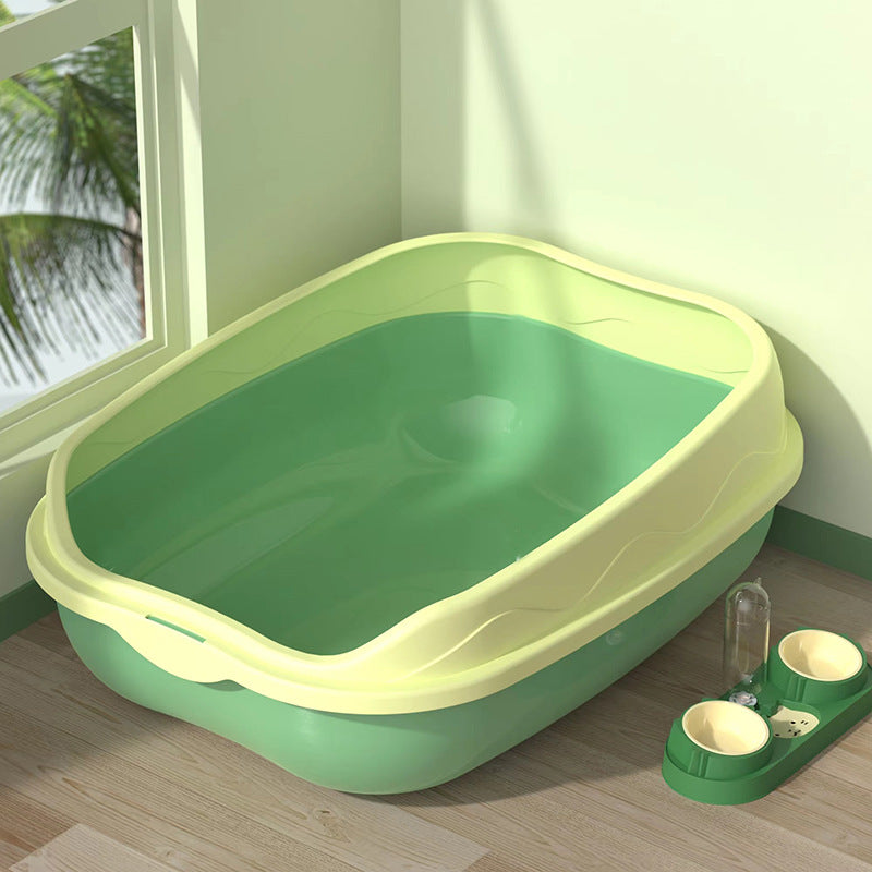 Semi-Enclosed Cat Litter Box with Scoop, Two-Tone Anti-Splash Tray
