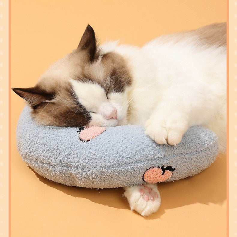 Plush crescent moon pet pillow for cats, product image 1