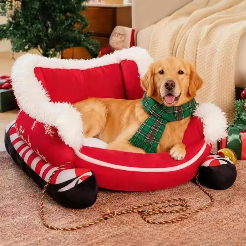Christmas sleigh pet house with warm padding for small dogs, photo 9 of 10