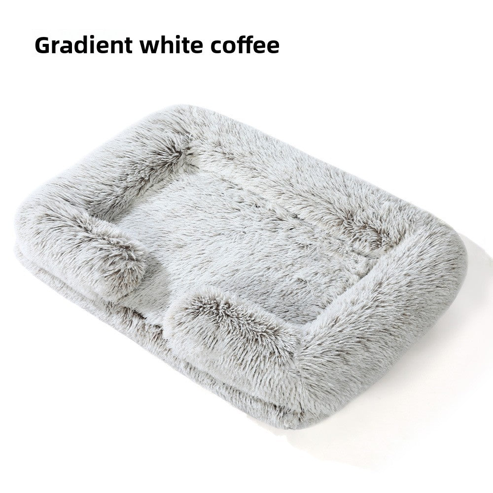 Square long plush pet bed in light grey