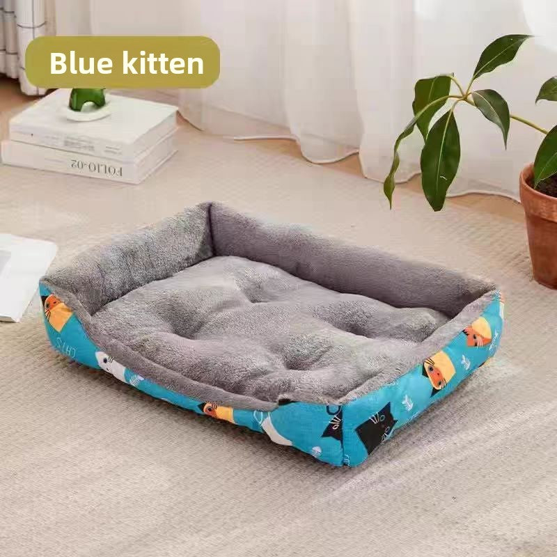 Enclosed kennel style pet bed with blue kitten print and velvet lining, photo 7