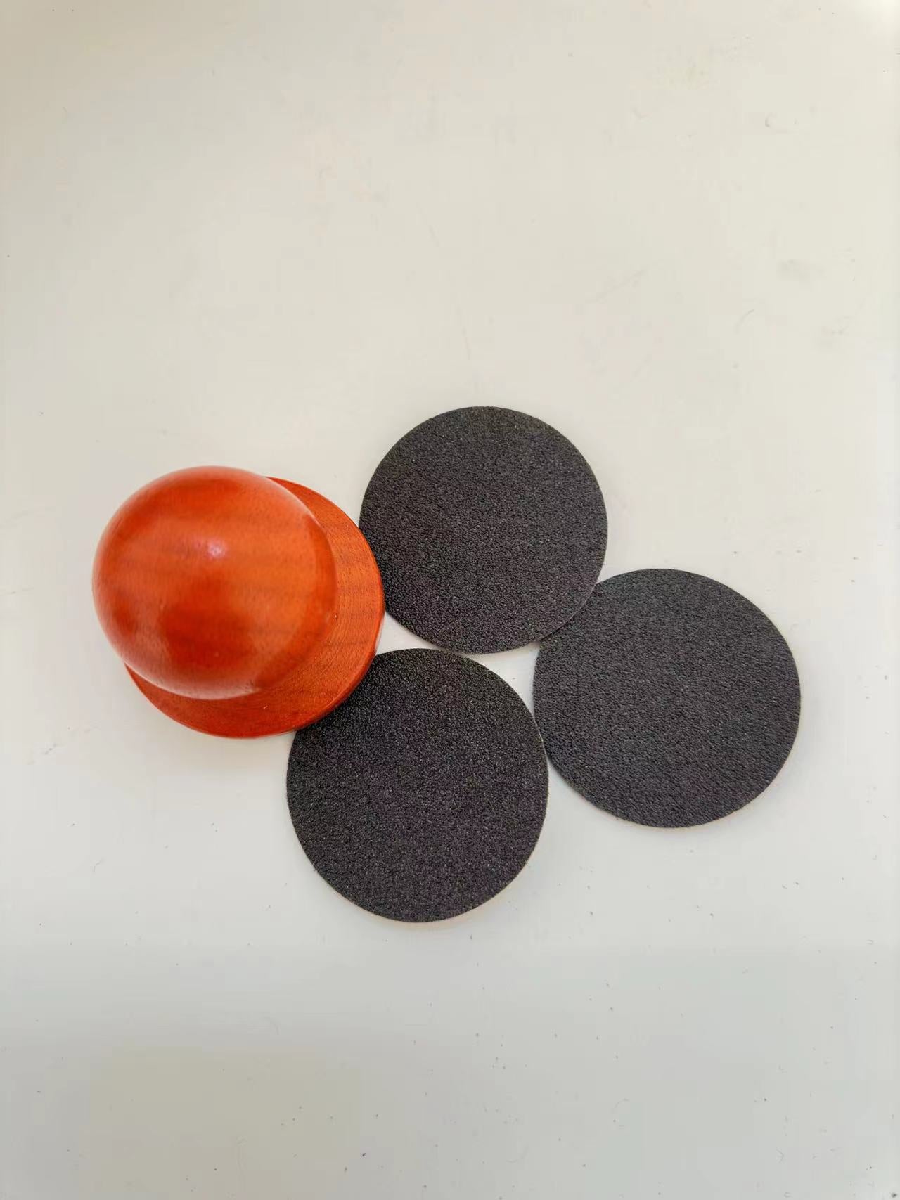 Wooden Dog Nail Scratch Board with Replaceable Sandpaper