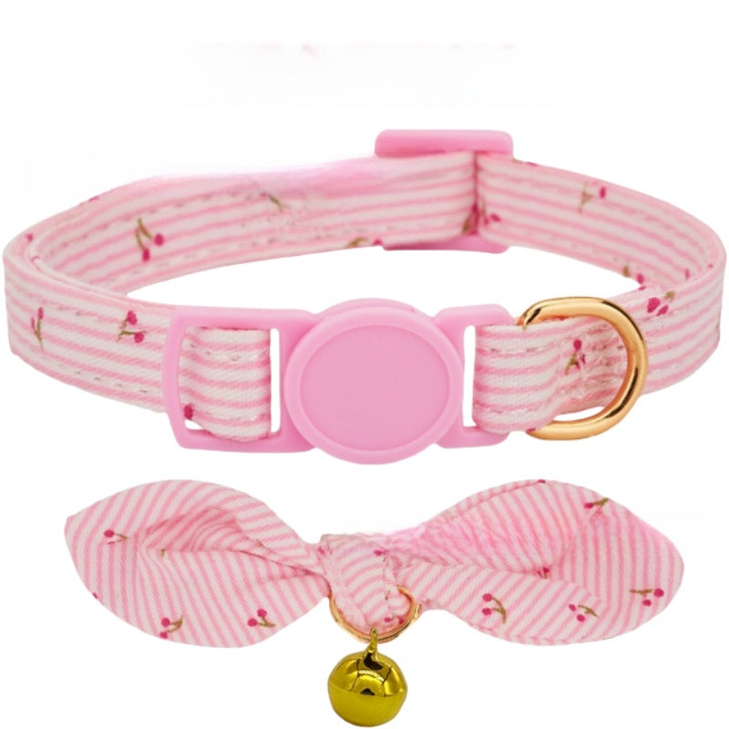 Rabbit ears cotton collar for cats in Heart, showing size and shape