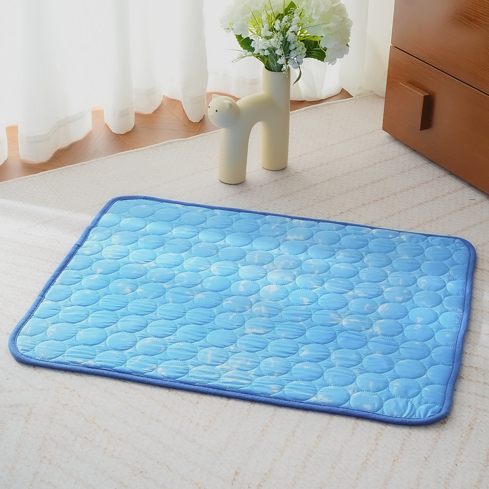 Three-layer pet cooling mat with mesh base, further angle view