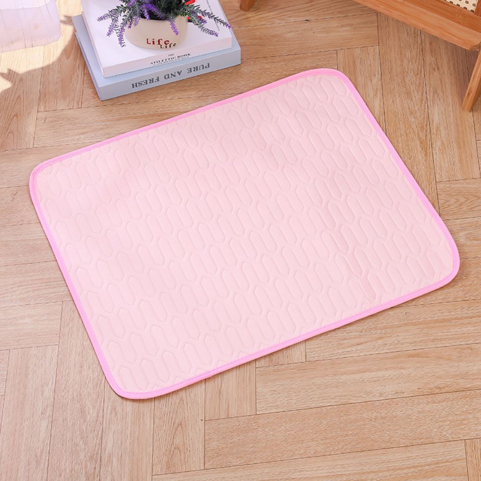 Ice silk pet cooling mat in Pink with Latex, size Extra Small 40 x 30cm