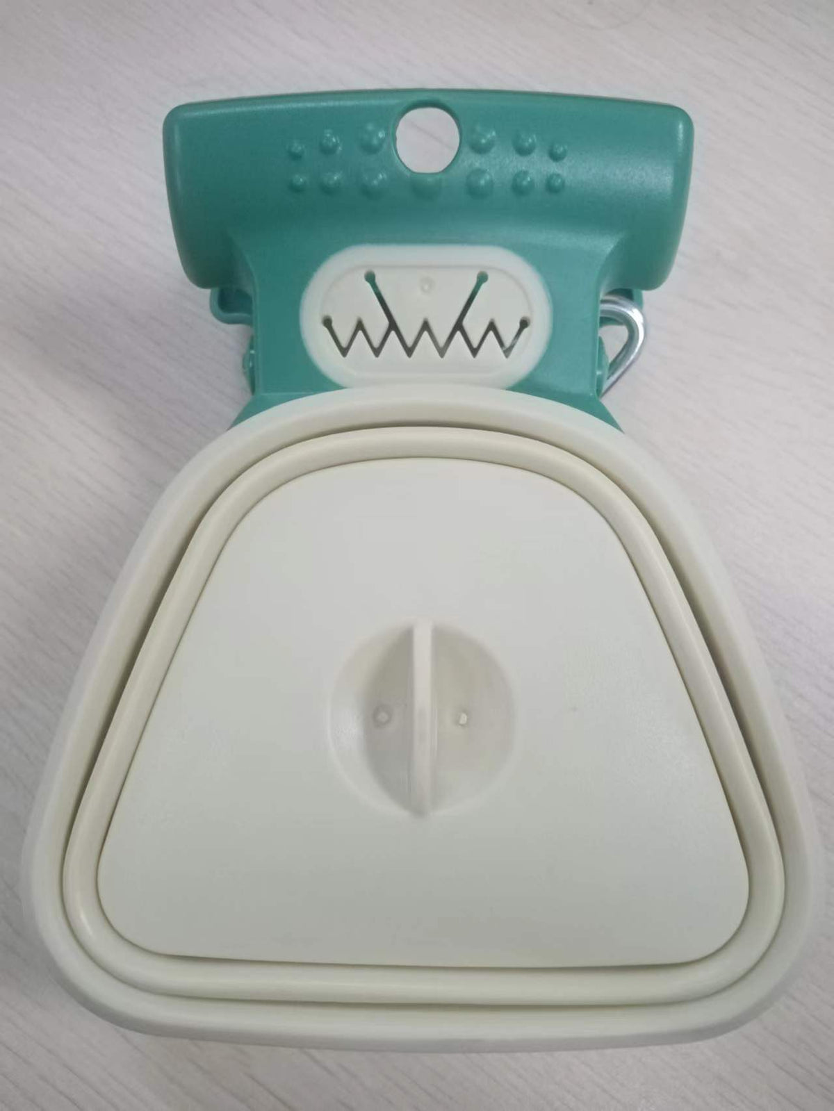 Foldable Dog Poo Scooper with Bag Holder, Portable Waste Picker