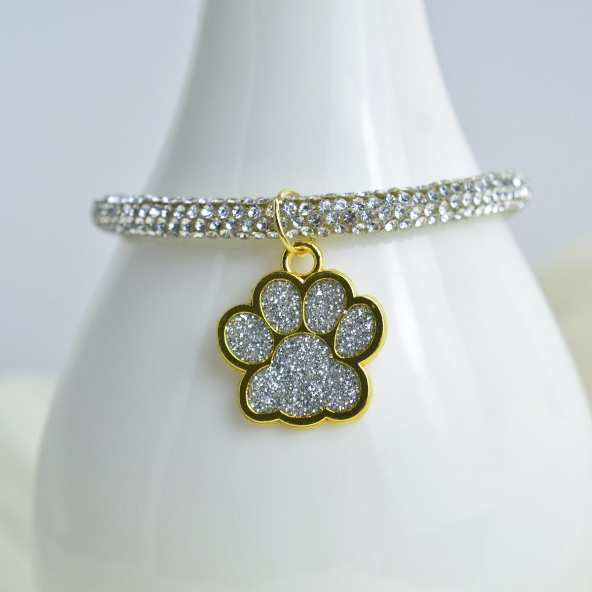 Cat paw rhinestone chain collar in gold and white for cats
