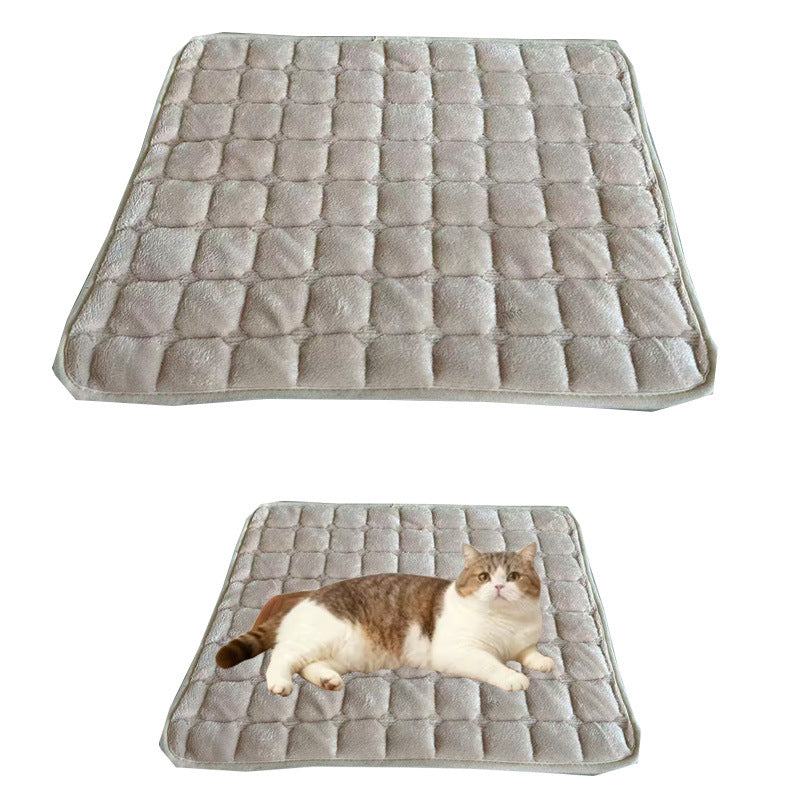 Dog lying on a khaki self-warming suede mattress
