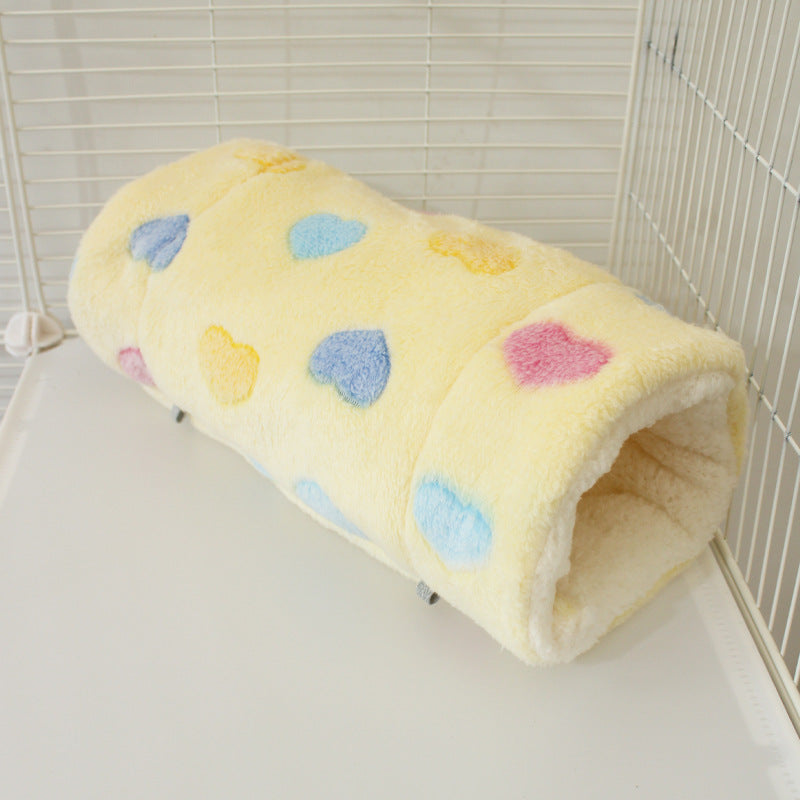 Flannel pet tunnel sleeping bag for small pets in Yellow Heart, size 15 x 60cm