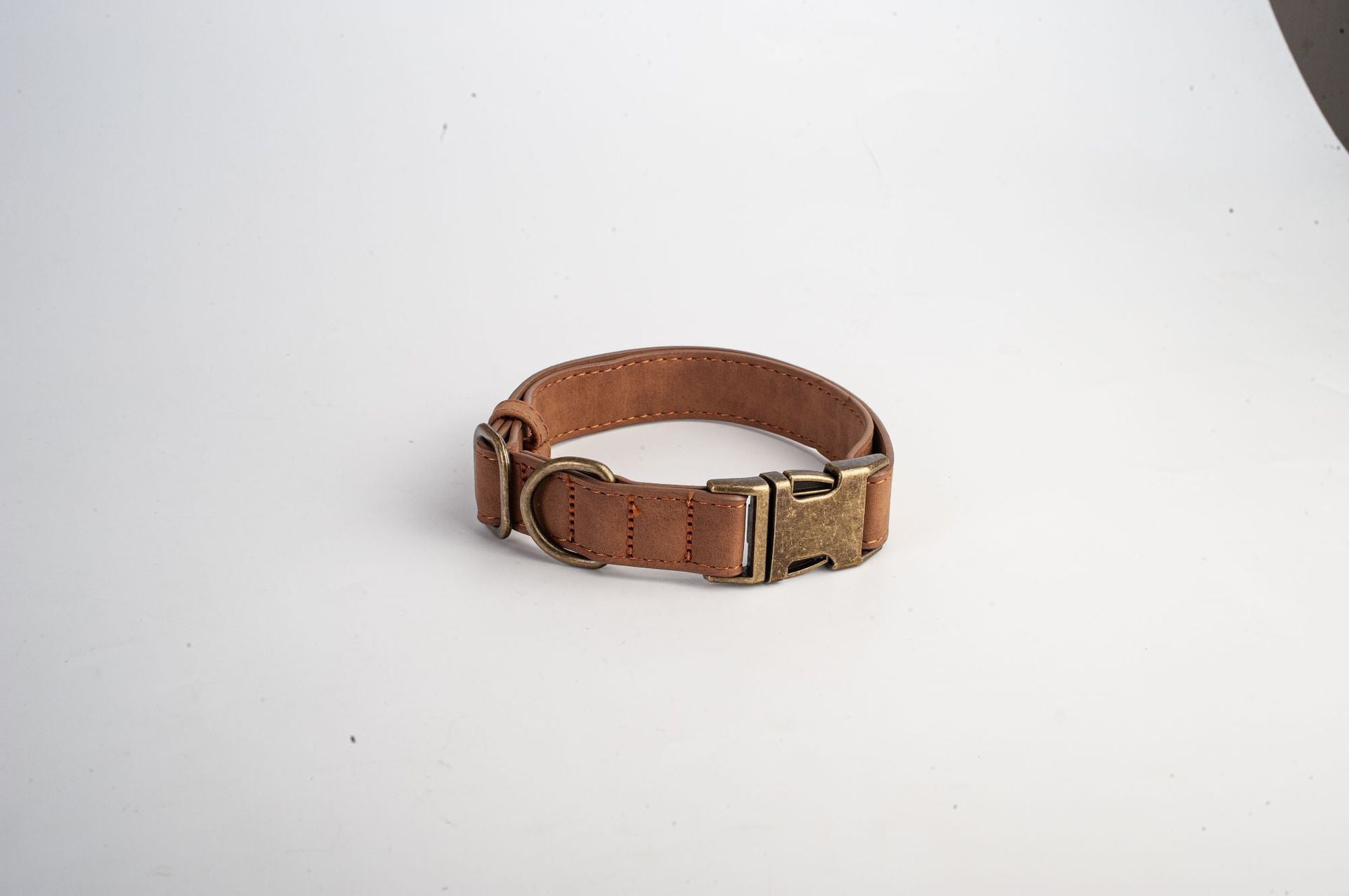 Soft leather dog collar with alloy buckle, product image 10