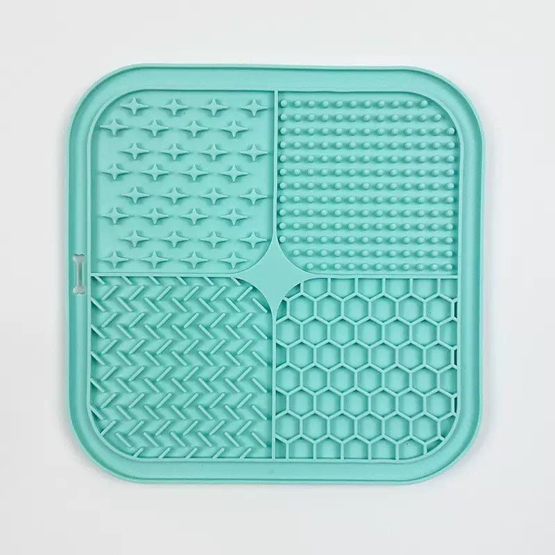 Silicone Slow Feeder Pet Mat with Suction Cups