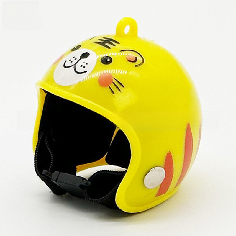 Anti-Pecking Helmet for Chickens and Birds, Cute Animal Designs